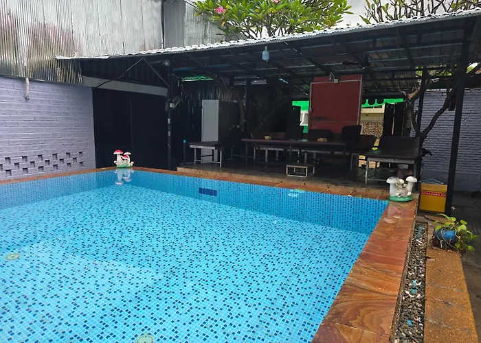 Hotel Lunar Park